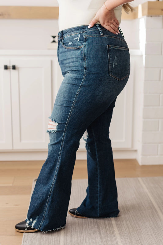 Judy Blue Tummy Control distressed Jean