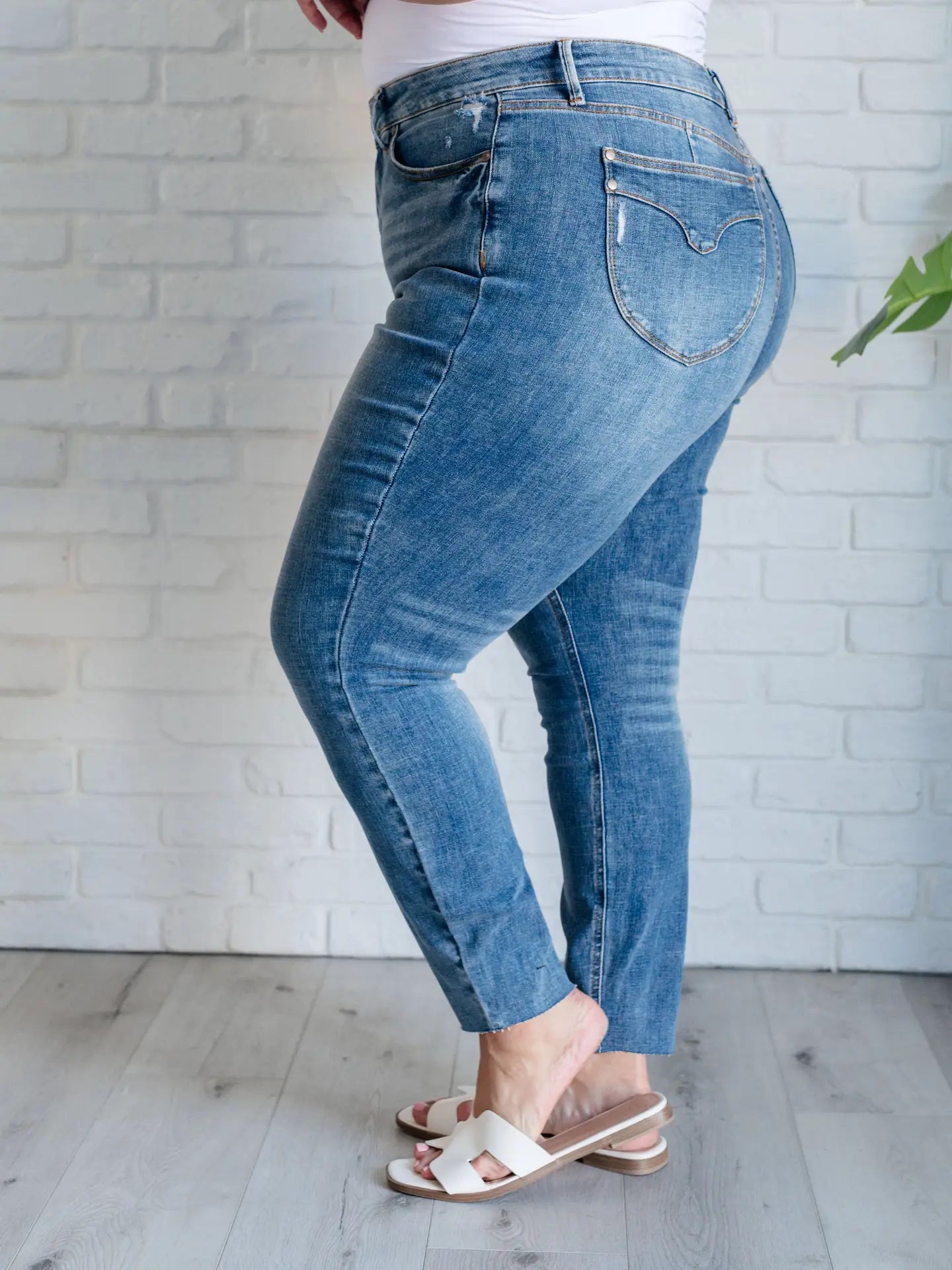 Judy Blue High Rise Patch Pocket Distressed Boyfriend Jeans